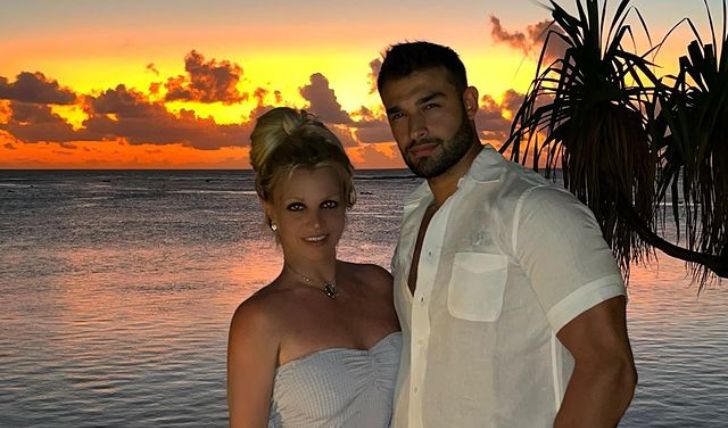 Britney Spears Is Pregnant With Her First Baby With fiancé Sam Asghari 